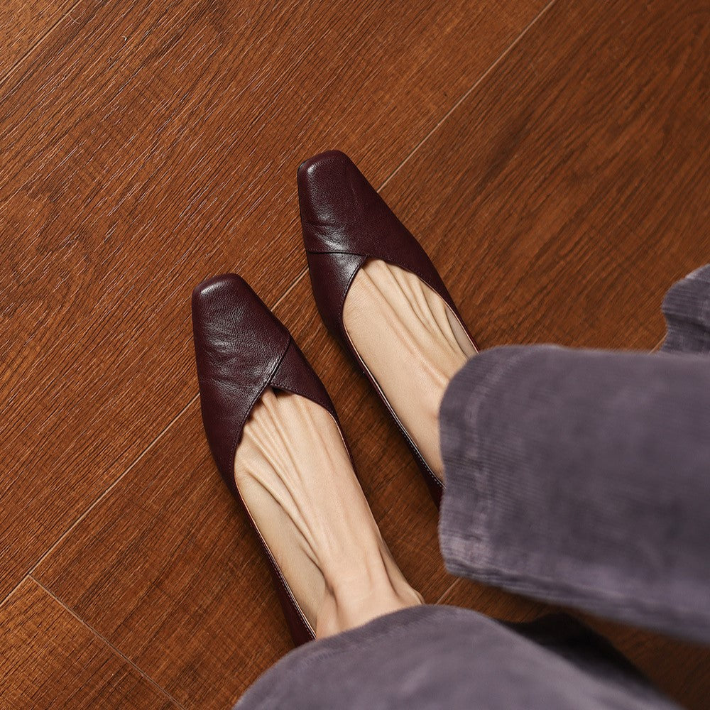 Noémie Square-Toe Leather Flat