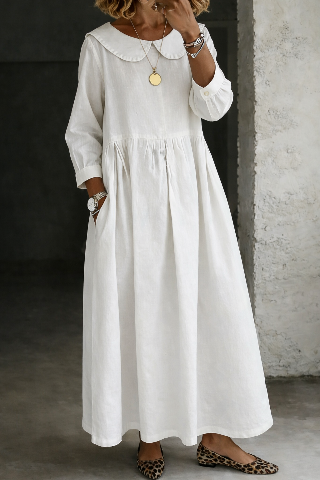 Collared Denim Dress with a Straight Cut